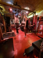 Le tue foto e video in Dungeon Hedonism Terapya